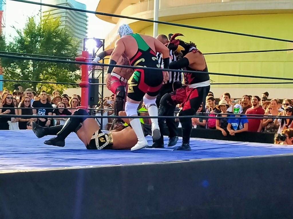 Vive latino. Lucha mexicana